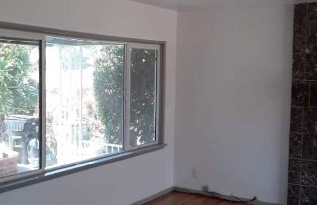 11554 Cimarron Ave Gallery 3