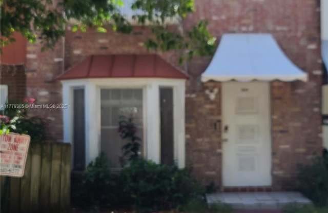 3609 Townhouse Ct photos photos