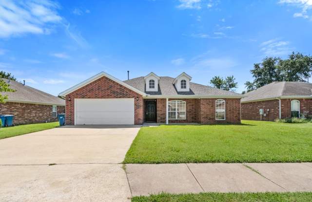 Great Location 3 Bedroom in Bentonville! photos photos