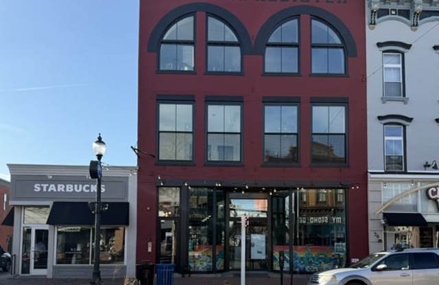 40-42 Broad St photos photos