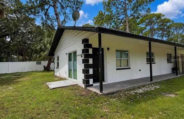 7132 OAKWOOD Drive Gallery 2