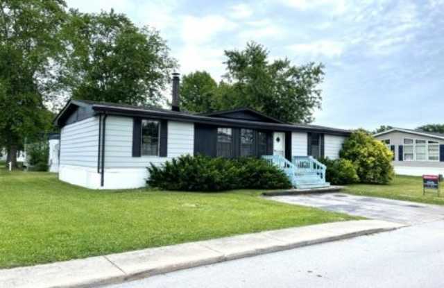 40 Glarus Lane - 40 Glarus Lane, Lynwood, IL 60411