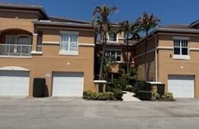 5020 Fairways Circle unit: 202 photos photos