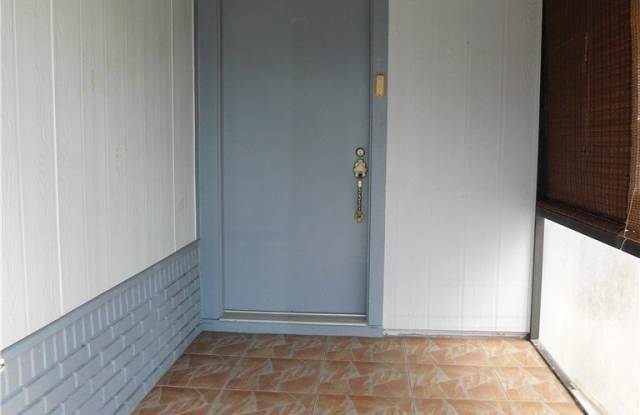 10525 Putnam Court Gallery 3
