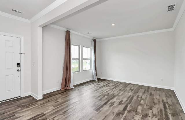 8315 Flint Hill Drive Gallery 2