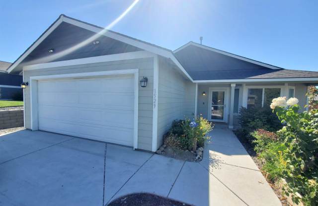 1529 N Grant photos photos