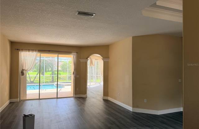 4621 SWEETMEADOW Circle Gallery 3