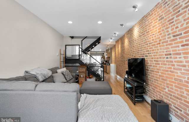3208 ELLIOTT STREET Gallery 4