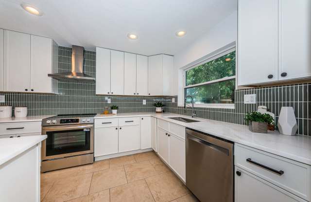 4106 West Fielder Street photos photos