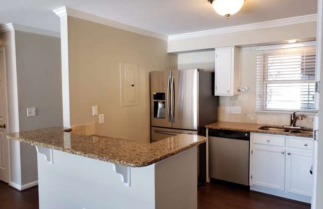 9809 Emerald Point  Unit 8 Gallery 3