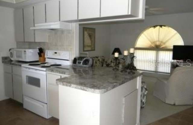 18371 EDGEWATER DRIVE Gallery 4
