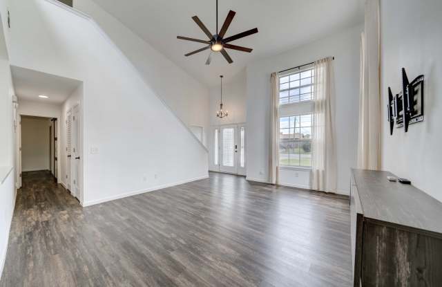 6226 Wallace Road Gallery 3