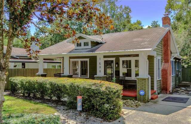 1600 E CENTRAL BOULEVARD photos photos