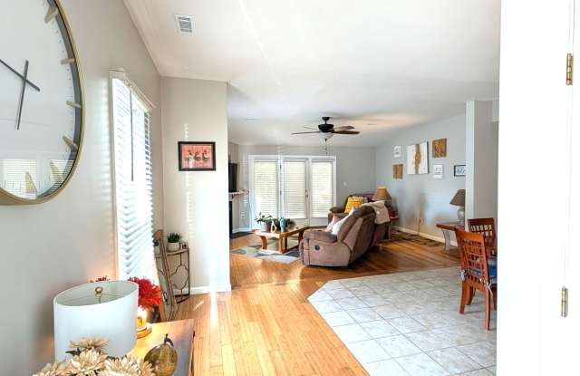 113 Callahan Drive - 1 Gallery 2