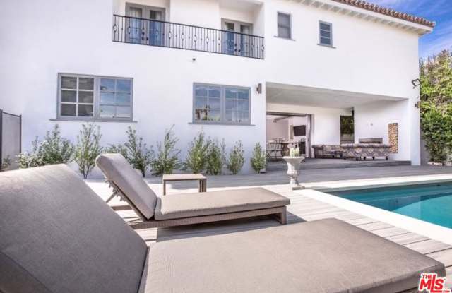 336 EL CAMINO Drive Gallery 3