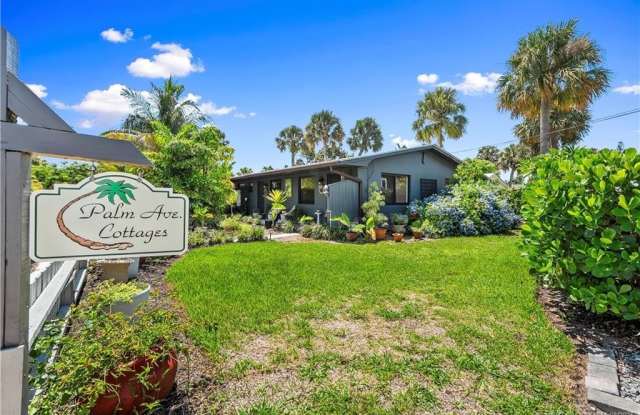 2563 NE Palm Avenue unit: 2563 photos photos