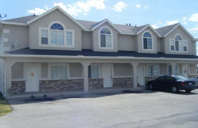 771 W 350 N photos photos
