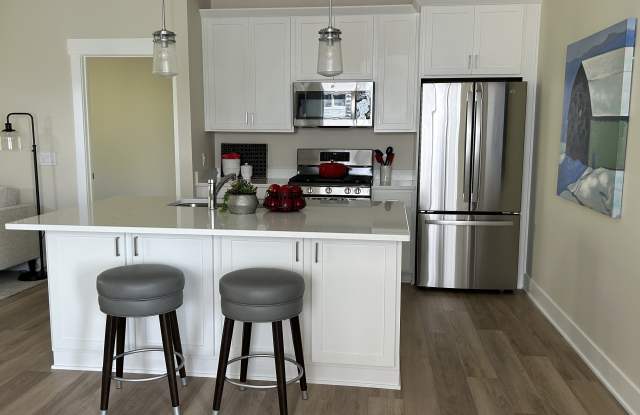 2247 Watertown Way Gallery 4