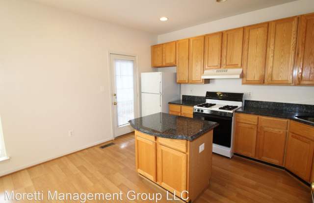 7 Duck Pond Court Gallery 3