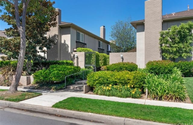 1073 Dover Drive - 1073 Dover Drive, Newport Beach, CA 92660