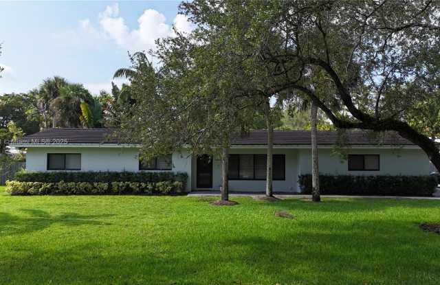7340 SW 105th Ter photos photos