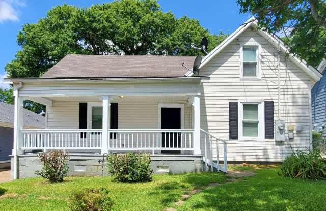 Beautifully Updated 4-Bedroom Home Near Mozley Park photos photos