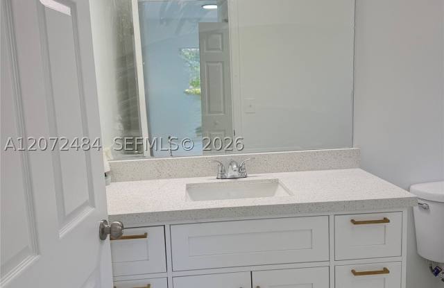 3401 NE 4th St photos photos 3401 NE 4th St photos photos