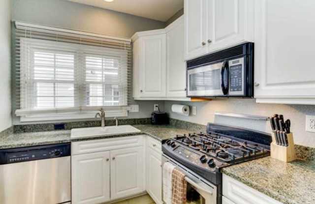 2225 Devore Court Gallery 4