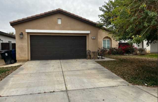 Charming 4 bed / 2 bath Home for Rent - 695 Diamond Street, Imperial, CA 92251