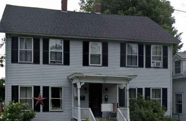 36 Elm Street - 3 photos photos