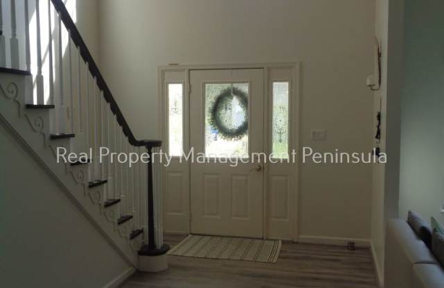 Single Home in Panther Place Williamsburg/York County for Rent Gallery 2