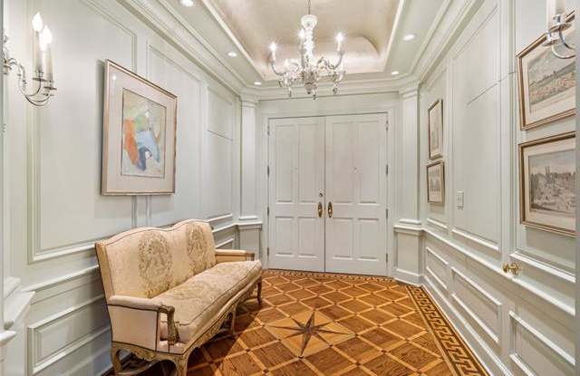 3510 Turtle Creek Boulevard Gallery 2