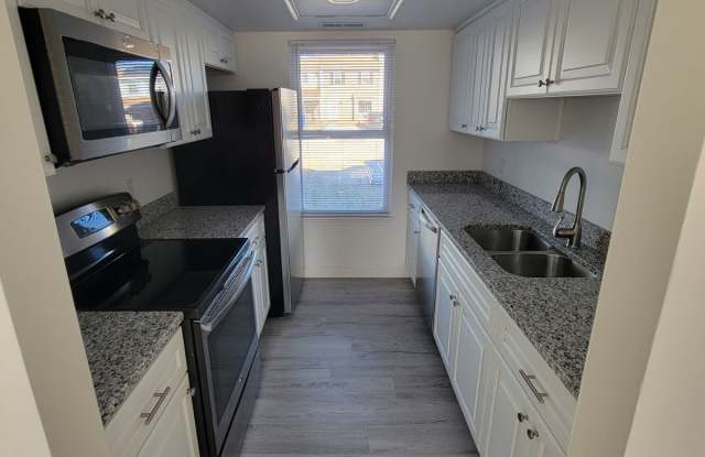 1550 Fairfax Drive photos photos