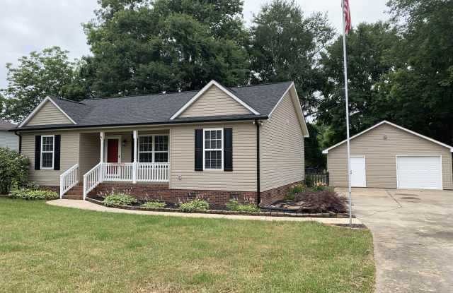 735 Kluttz St photos photos
