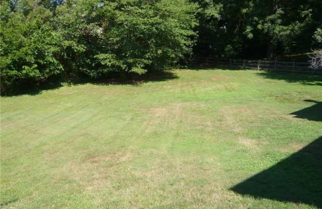5154 Trumbull Court Gallery 3