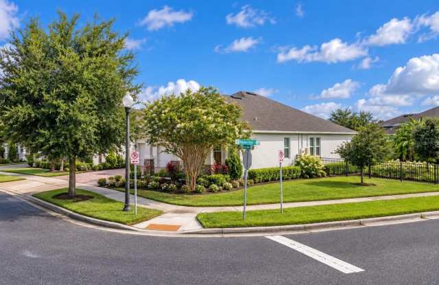 10899 LONGLEAF WOODS Drive Gallery 3