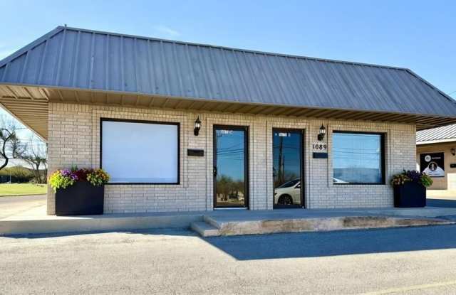 1089 Del Rio Blvd photos photos