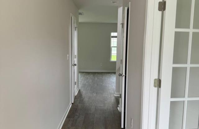 2225 Montalvan Drive Gallery 2