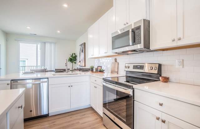 Queen City Townes photos photos
