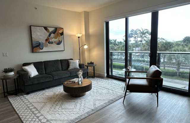 3701 N Dixie Hwy photos photos