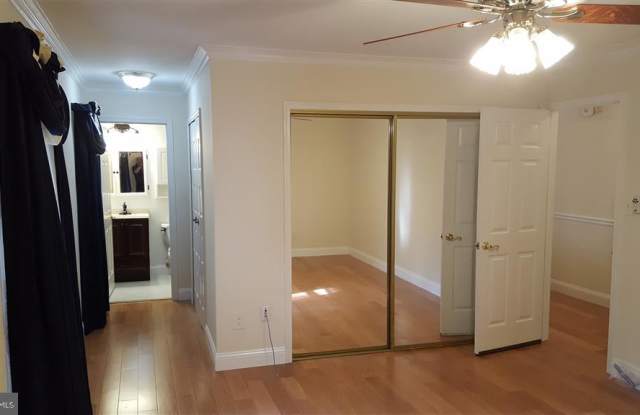 707 UPHAM PLACE NW Gallery 4