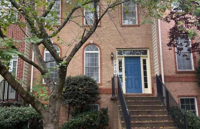 22106 FAIR GARDEN LN Gallery 3