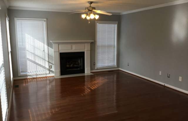 821 Savannah Place Drive Gallery 2