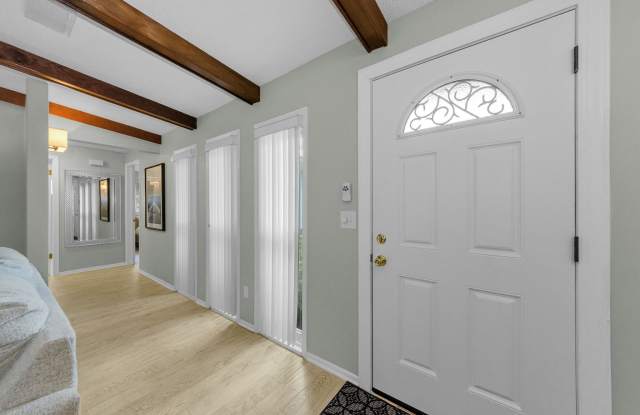1525 Ruth Rd Gallery 2