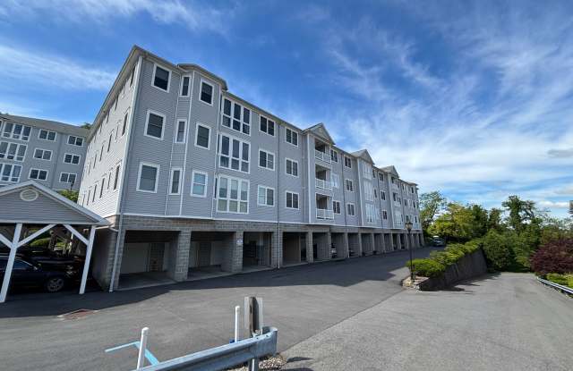 Spacious 2 Bed / 2 Bath Townhome at Fountain View | Morgantown, WV photos photos