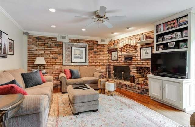 174 Lodge Avenue Gallery 4