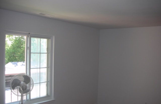 30709 Shiawassee Street Gallery 2