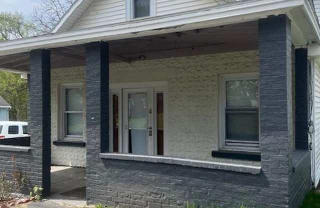1143 River Road photos photos
