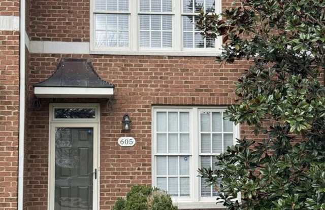 605 Anderson Drive Gallery 1