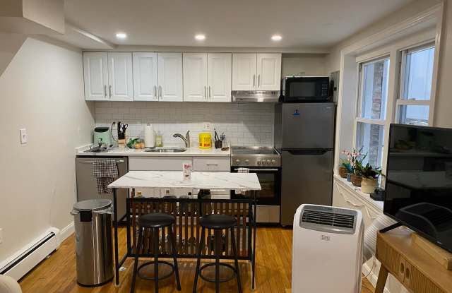 13 Anderson St - 13 Anderson Street, Boston, MA 02114 13 Anderson St - 13 Anderson Street, Boston, MA 02114